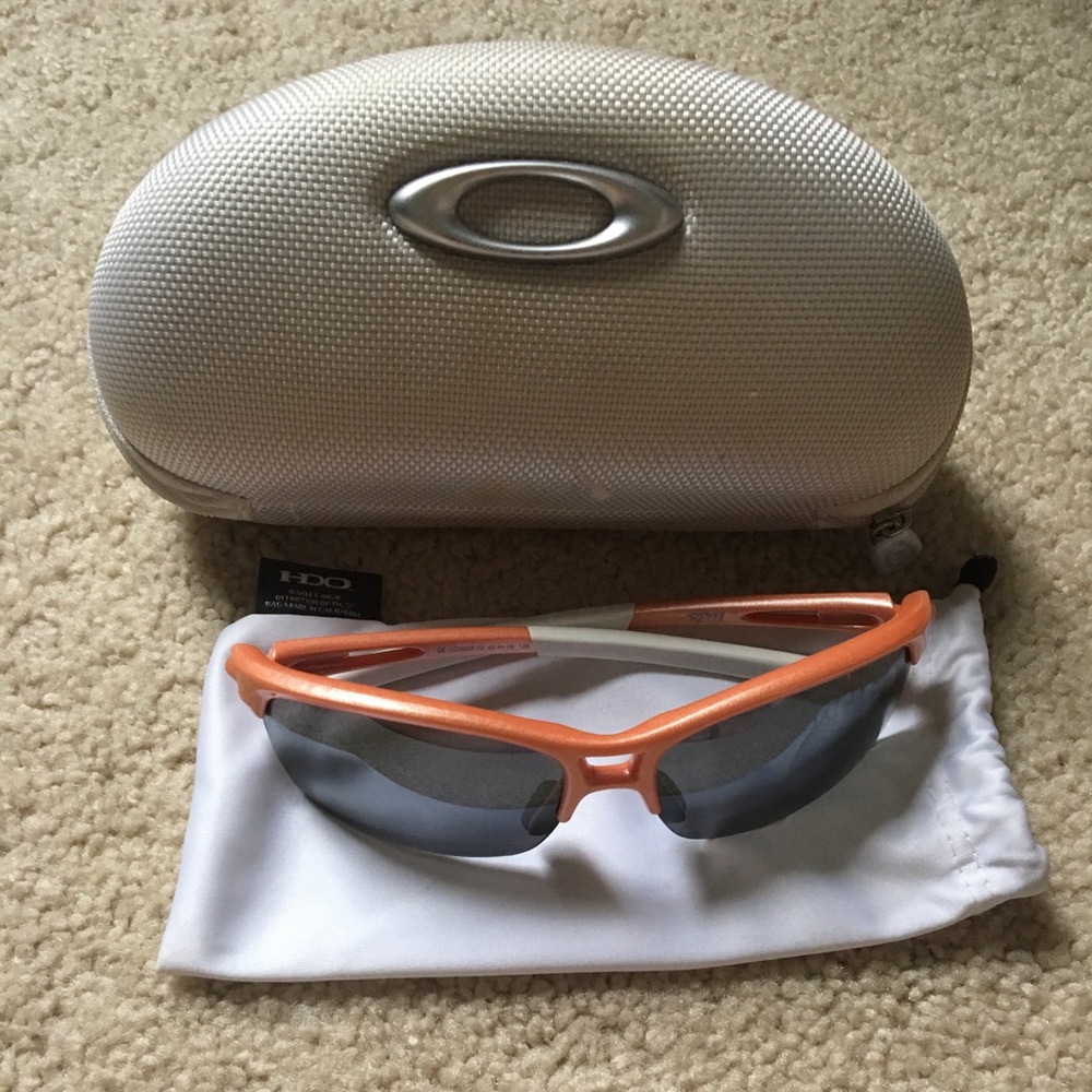 sports sunglasses